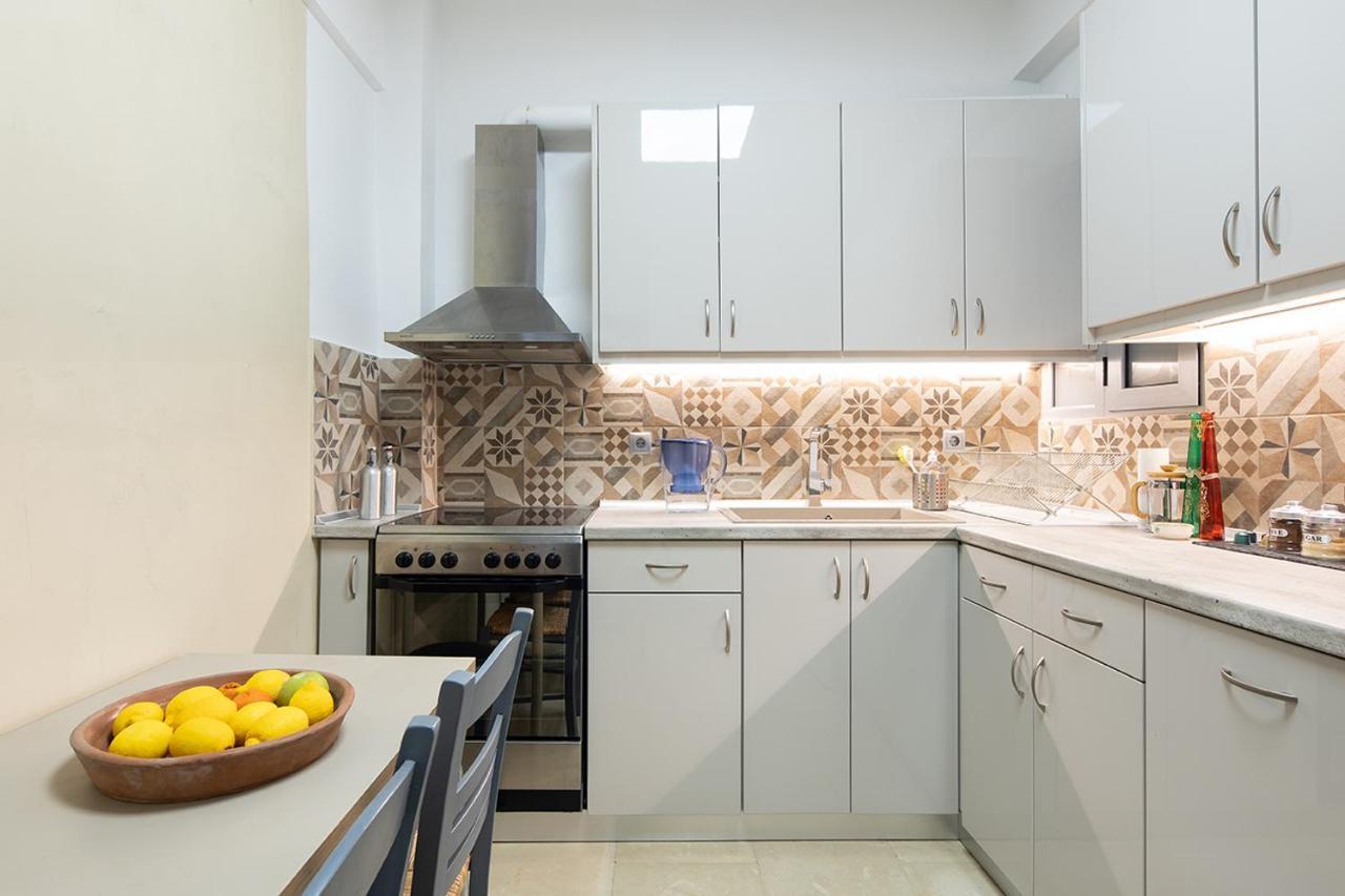 Olympic Mets Apartment Atene Esterno foto